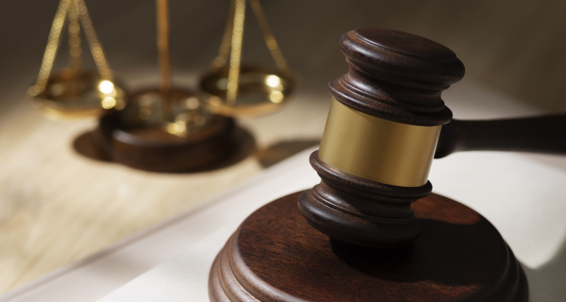 Symbole de justice, le réseau d’avocats GESICA affirme une nouvelle identité de marque impactante et alignée avec ses valeurs