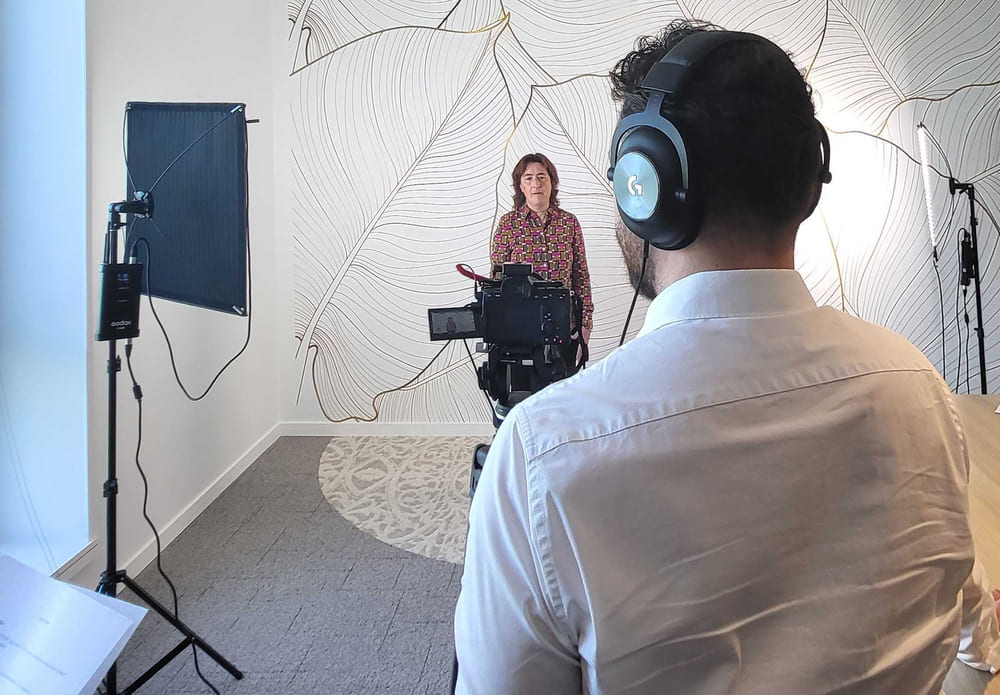 Tournage d'une interview pour la branche CAPS dans le cadre d'un changement de poste MoWe