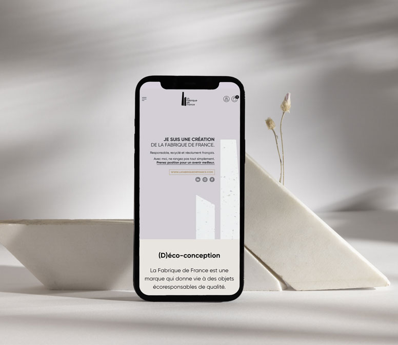 Fiche produit mobile du site La Fabrique de France, identité visuelle e-commerce responsable et minimaliste