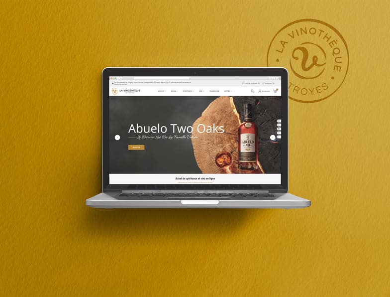 Back-office e-commerce optimisé sous PrestaShop pour La Vinothèque, gestion centralisée des produits