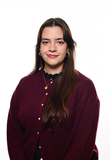 Nina, assistante marketing digital & réseaux sociaux chez Studio Ikadia
